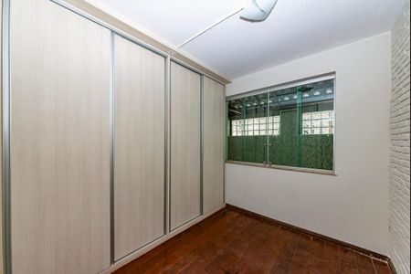 Casa à venda com 230m², 3 quartos e 5 vagas Casa à venda com 230m², 3 quartos e 5 vagasQuarto 1