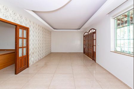 Casa à venda com 230m², 3 quartos e 5 vagas Casa à venda com 230m², 3 quartos e 5 vagasSala 1