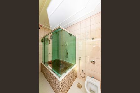 Casa à venda com 230m², 3 quartos e 5 vagas Casa à venda com 230m², 3 quartos e 5 vagasBanheiro da Suíte