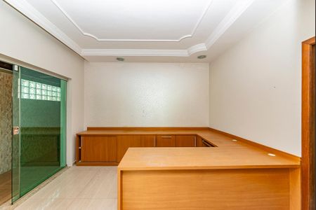Sala 2 de casa à venda com 3 quartos, 230m² em Teixeira Dias, Belo Horizonte