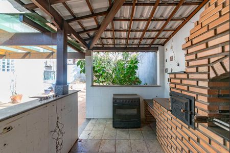 Casa à venda com 230m², 3 quartos e 5 vagas Casa à venda com 230m², 3 quartos e 5 vagasVaranda gourmet