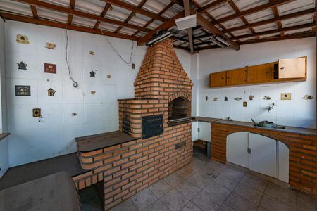 Casa à venda com 230m², 3 quartos e 5 vagas Casa à venda com 230m², 3 quartos e 5 vagasVaranda gourmet