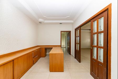 Casa à venda com 230m², 3 quartos e 5 vagas Casa à venda com 230m², 3 quartos e 5 vagasSala 2