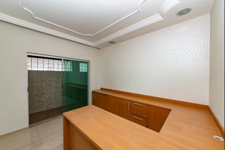 Casa à venda com 230m², 3 quartos e 5 vagas Casa à venda com 230m², 3 quartos e 5 vagasSala 2