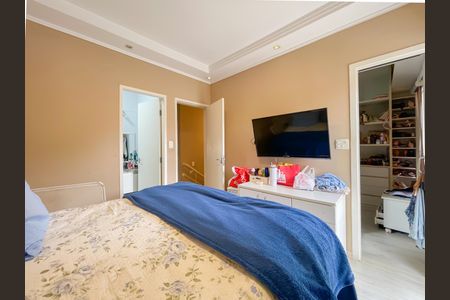 Casa de condomínio à venda com 135m², 3 quartos e 2 vagasSuíte