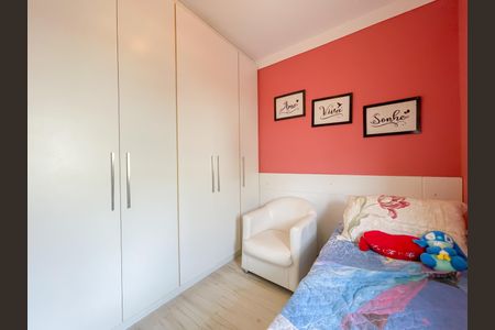 Casa de condomínio à venda com 135m², 3 quartos e 2 vagasQuarto 3