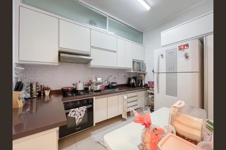 Casa de condomínio à venda com 135m², 3 quartos e 2 vagasCozinha