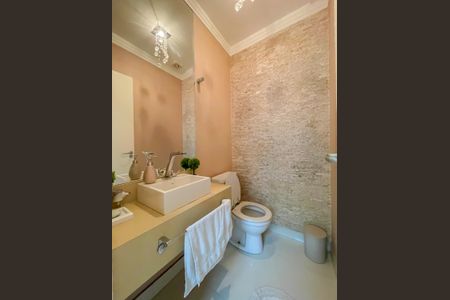 Casa de condomínio à venda com 135m², 3 quartos e 2 vagasLavabo