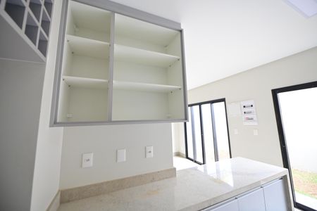 Casa de condomínio para alugar com 153m², 3 quartos e 2 vagasCozinha