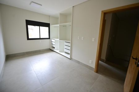 Casa de condomínio para alugar com 153m², 3 quartos e 2 vagasSuíte 2