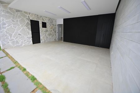 Casa de condomínio para alugar com 153m², 3 quartos e 2 vagasGaragem