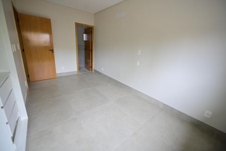 Casa de condomínio para alugar com 153m², 3 quartos e 2 vagasSuíte 2