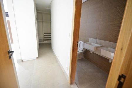 Casa de condomínio para alugar com 153m², 3 quartos e 2 vagasCorredor