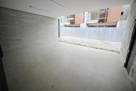 Casa de condomínio para alugar com 153m², 3 quartos e 2 vagasGaragem