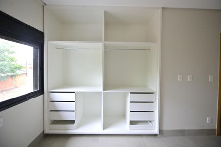 Casa de condomínio para alugar com 153m², 3 quartos e 2 vagasSuíte 2