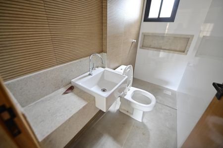 Casa de condomínio para alugar com 153m², 3 quartos e 2 vagasBanheiro da Suíte 2