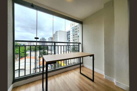Apartamento para alugar com 32m², 1 quarto e sem vagaVaranda