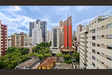 Vista de apartamento para alugar com 2 quartos, 76m² em Savassi, Belo Horizonte