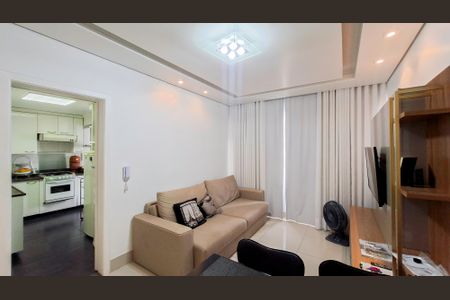 Sala de apartamento para alugar com 2 quartos, 76m² em Savassi, Belo Horizonte