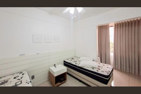 Suíte de apartamento para alugar com 2 quartos, 76m² em Savassi, Belo Horizonte