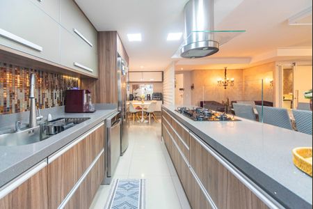 Apartamento à venda com 124m², 3 quartos e 2 vagasCozinha