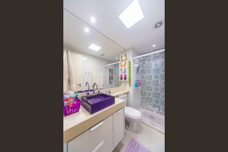 Apartamento à venda com 124m², 3 quartos e 2 vagasBanheiro Social