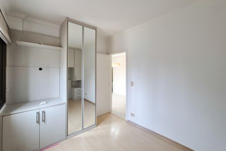 Apartamento à venda com 71m², 3 quartos e 2 vagas Apartamento à venda com 71m², 3 quartos e 2 vagasQuarto 1