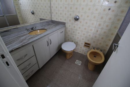 Apartamento à venda com 100m², 3 quartos e 1 vagaBanheiro da Suíte