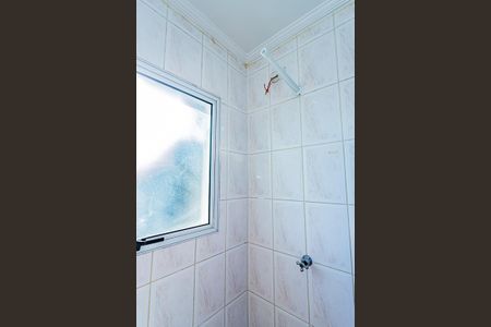 Casa para alugar com 80m², 2 quartos e 2 vagasBanheiro Social