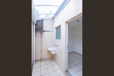 Casa para alugar com 80m², 2 quartos e 2 vagasÁrea de serviço