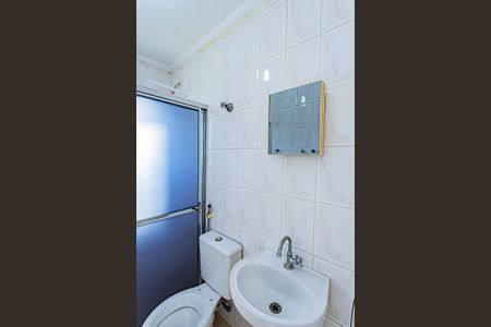 Casa para alugar com 80m², 2 quartos e 2 vagasBanheiro Social