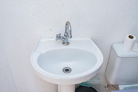 Casa para alugar com 80m², 2 quartos e 2 vagasLavabo