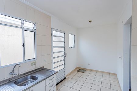 Casa para alugar com 80m², 2 quartos e 2 vagasCozinha