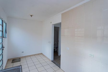 Casa para alugar com 80m², 2 quartos e 2 vagasCozinha