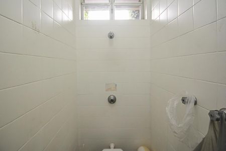 Casa à venda com 700m², 4 quartos e 6 vagasBanheiro de serviço 1