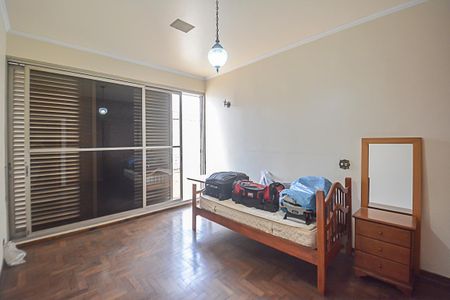 Casa à venda com 700m², 4 quartos e 6 vagasQuarto 2