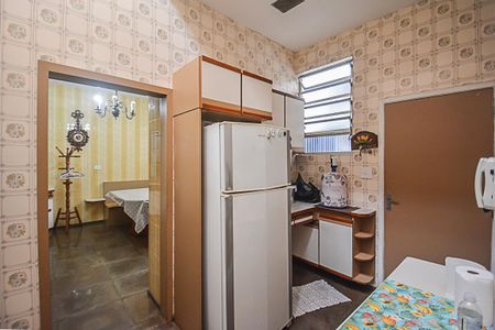 Casa à venda com 700m², 4 quartos e 6 vagasCozinha