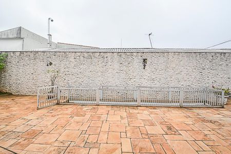 Casa à venda com 700m², 4 quartos e 6 vagasVista do Quarto 2