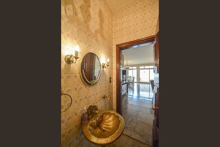 Casa à venda com 700m², 4 quartos e 6 vagasLavabo