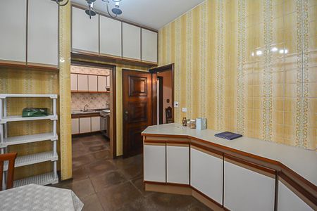 Casa à venda com 700m², 4 quartos e 6 vagasCozinha