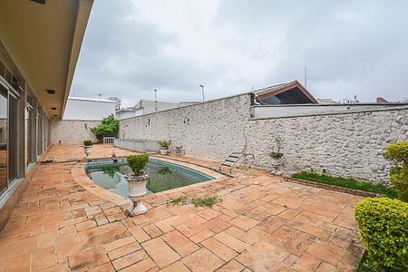 Casa à venda com 700m², 4 quartos e 6 vagasPiscina