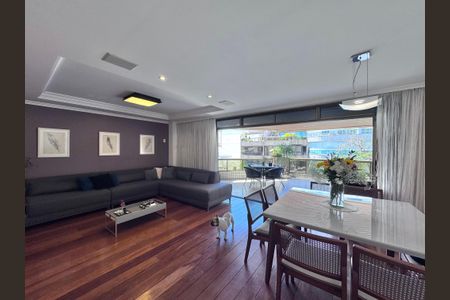 Apartamento à venda com 175m², 3 quartos e 2 vagas Apartamento à venda com 175m², 3 quartos e 2 vagasSala