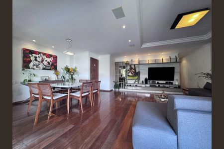 Apartamento à venda com 175m², 3 quartos e 2 vagas Apartamento à venda com 175m², 3 quartos e 2 vagasSala