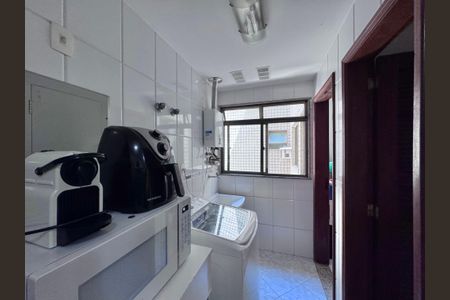 Apartamento à venda com 175m², 3 quartos e 2 vagas Apartamento à venda com 175m², 3 quartos e 2 vagasÁrea de Serviço