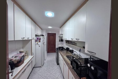 Apartamento à venda com 175m², 3 quartos e 2 vagas Apartamento à venda com 175m², 3 quartos e 2 vagasCozinha
