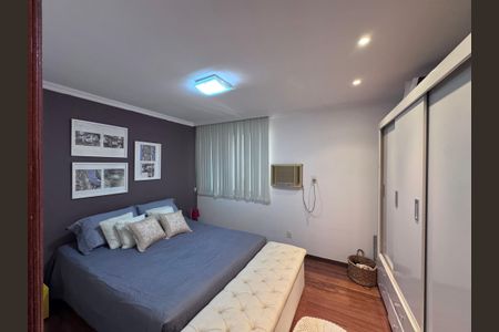 Apartamento à venda com 175m², 3 quartos e 2 vagas Apartamento à venda com 175m², 3 quartos e 2 vagasQuarto 2