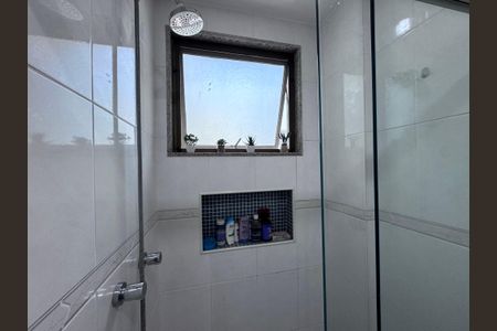 Apartamento à venda com 175m², 3 quartos e 2 vagas Apartamento à venda com 175m², 3 quartos e 2 vagasBanheiro Social
