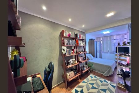 Apartamento à venda com 175m², 3 quartos e 2 vagas Apartamento à venda com 175m², 3 quartos e 2 vagasQuarto 1