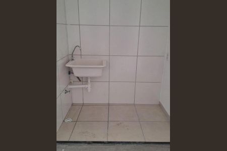 Apartamento à venda com 33m², 2 quartos e sem vaga Apartamento à venda com 33m², 2 quartos e sem vagaLavanderia