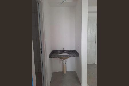 Apartamento à venda com 33m², 2 quartos e sem vaga Apartamento à venda com 33m², 2 quartos e sem vagaBanheiro